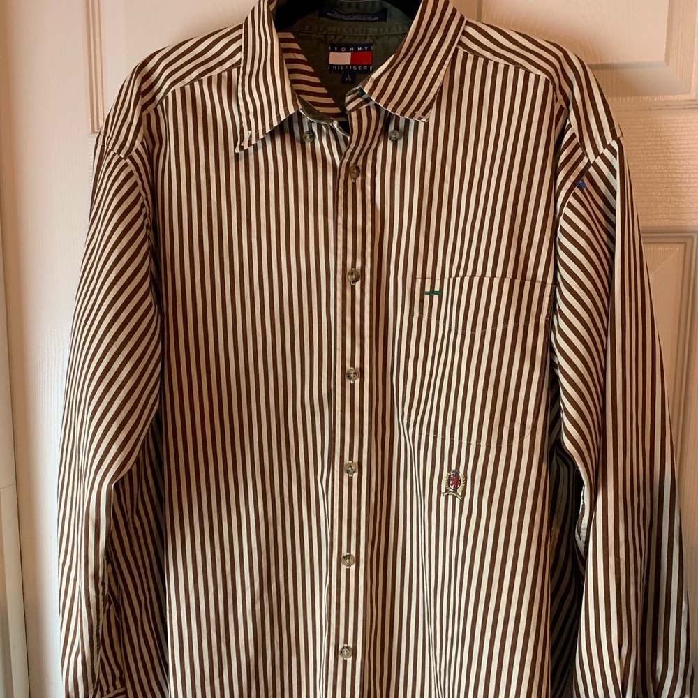 Men’s Tommy Hilfiger striped shirt size large